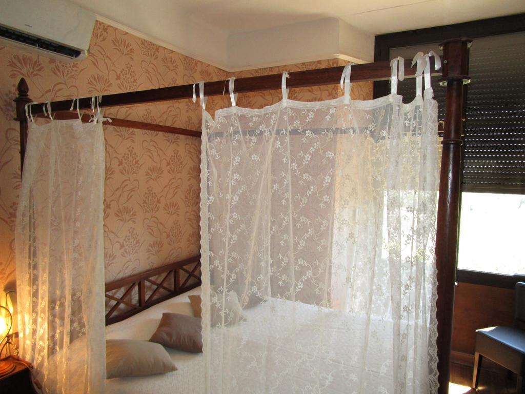 Le Logis Du Guetteur Hotel Les Arcs-sur-Argens Bagian luar foto