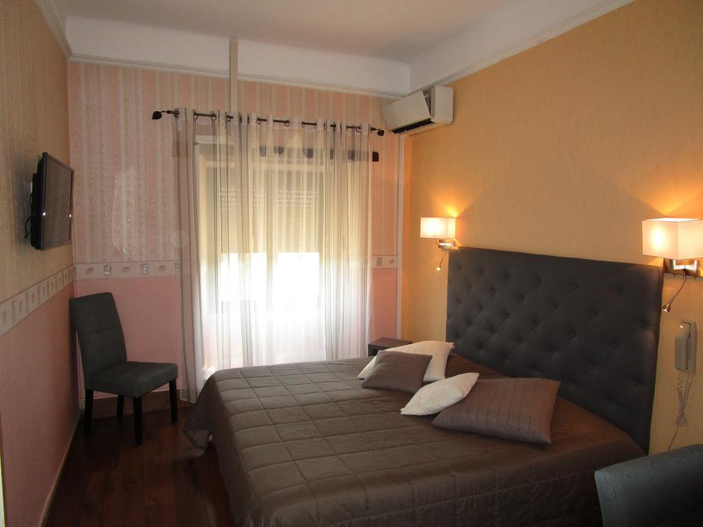 Le Logis Du Guetteur Hotel Les Arcs-sur-Argens Bagian luar foto